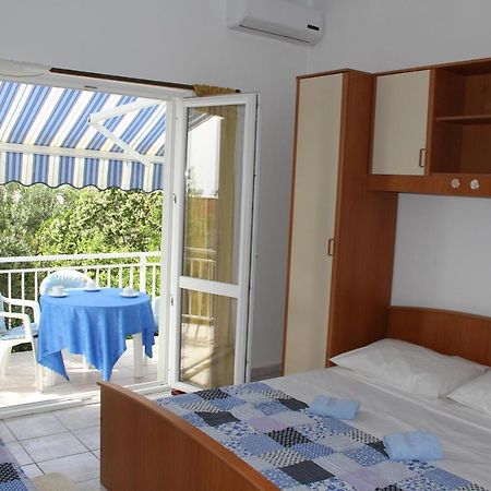 Apartmani Anitas กราดัซ ภายนอก รูปภาพ